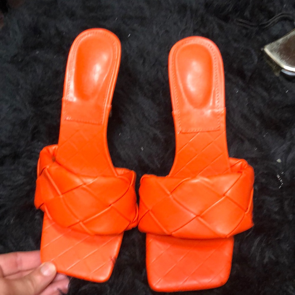 Cute orange heels
